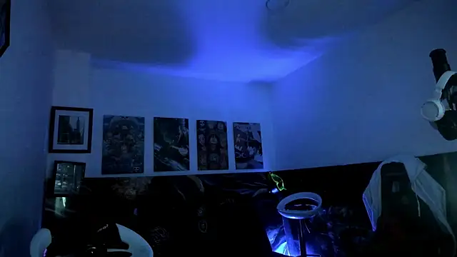 Snapshot of Sisoyalejo420 chatting on October 2025 03:18:01 AM Sisoyalejo420 online show from October 2025 03:18:01 AM