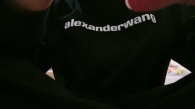 POCARI SWEAT online show from December 2025 11:06:02 AM