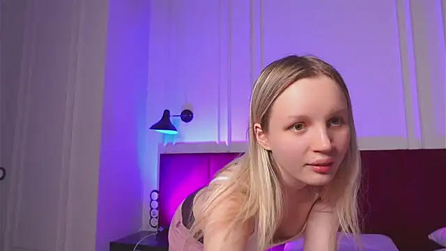 Snapshot of Beatrica_Klein chatting on January 2025 05:27:01 PM Beatrica Klein online show from January 2025 05:27:01 PM