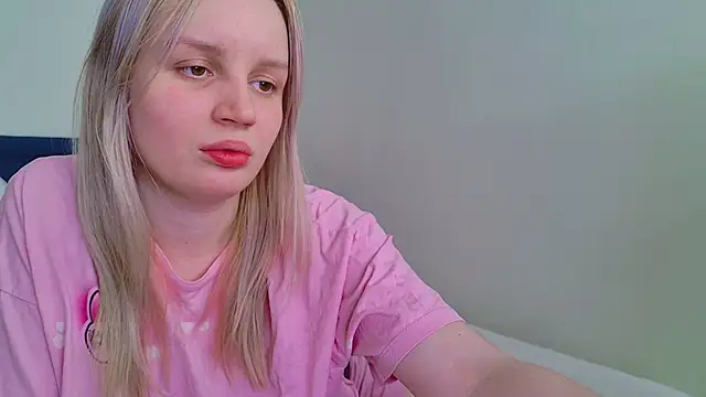 Beatrica Klein online show from April 2026 03:20:02 PM