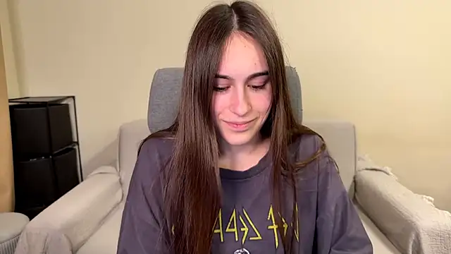 AliceKolltt online show from February 2026 08:16:02 PM