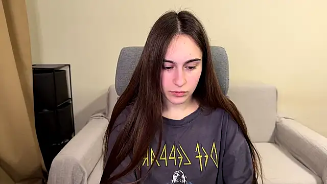 AliceKolltt online show from February 2026 08:51:01 PM