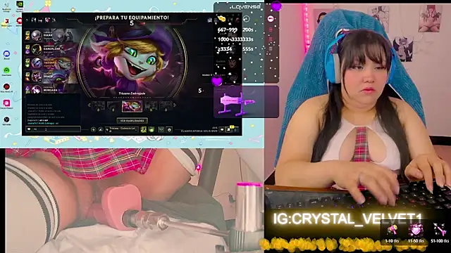 crystal7u7 online show from September 2025 10:37:01 AM