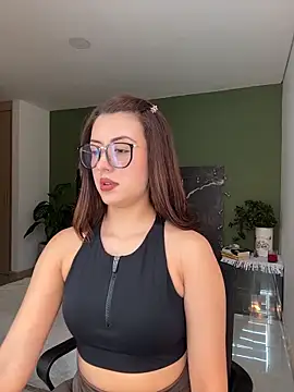 EmaSaenz online show from March 2026 06:04:02 PM