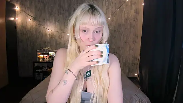 MariaMango online show from December 2025 04:29:01 AM