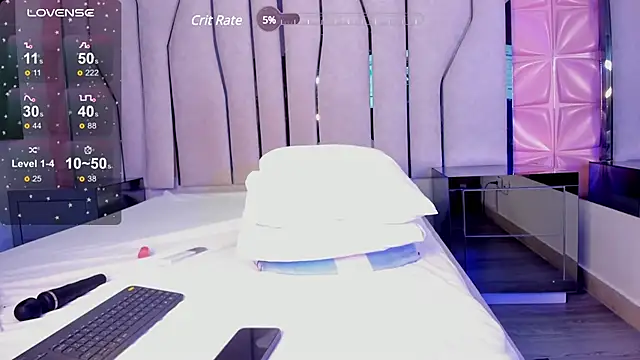 Snapshot of emilycat_777 chatting on January 2025 07:32:02 AM emilycat 777 online show from January 2025 07:32:02 AM