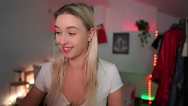 Alexis   Texas online show from December 2024 11:00:01 PM