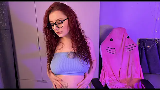 RozieRose online show from October 2025 04:26:01 AM