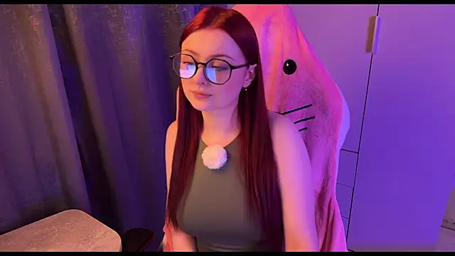 RozieRose online show from November 2025 06:02:02 AM