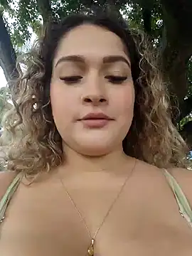 Sara smiiith211 online show from December 2025 07:11:02 PM