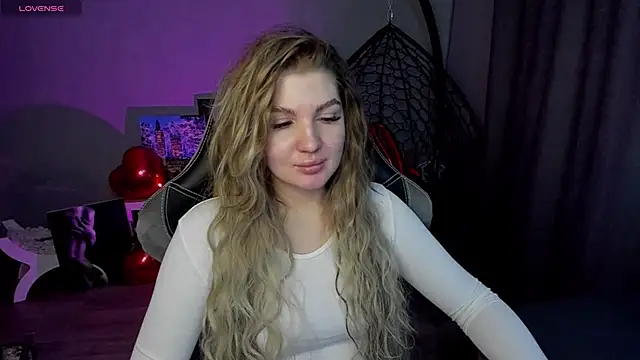 lily williamss online show from February 2025 03:22:01 AM