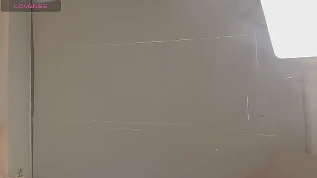 Ambarross online show from September 2025 07:08:01 PM