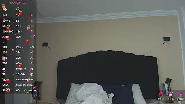 Ambarross online show from October 2025 07:56:02 PM