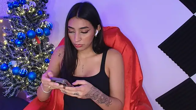  Aura- online show from January 2026 03:12:02 AM