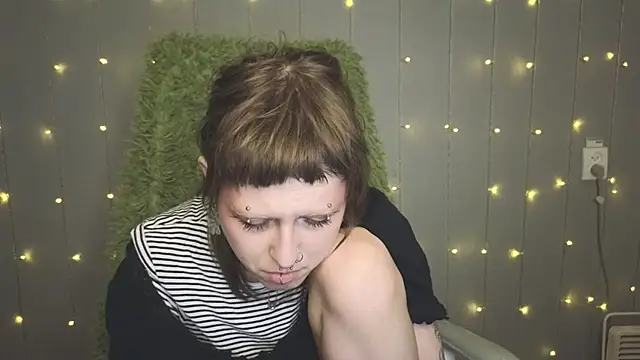 kortny yo online show from January 2025 11:44:02 PM