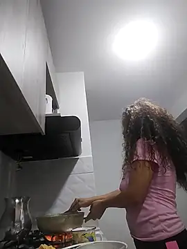 Snapshot of Alma_Sexyy chatting on March 2025 03:39:01 AM Alma Sexyy online show from March 2025 03:39:01 AM