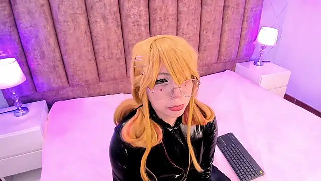 Purplee Baby online show from February 2025 08:42:02 PM