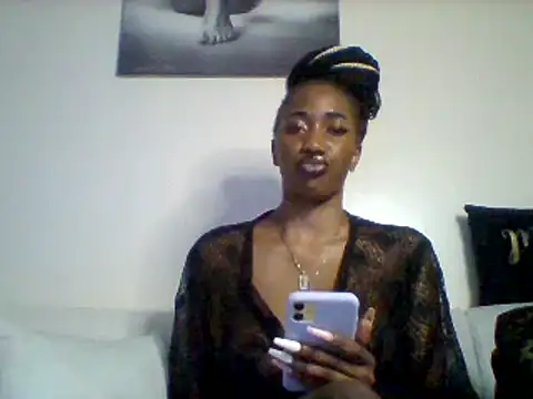 Snapshot of Queeen_model chatting on January 2025 10:50:01 PM Queeen model online show from January 2025 10:50:01 PM