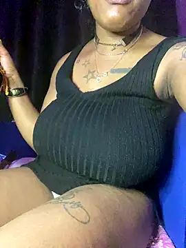 Cherrytowild online show from December 2025 07:53:02 PM