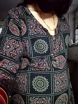 Aaradhya online show from February 2026 02:09:02 AM