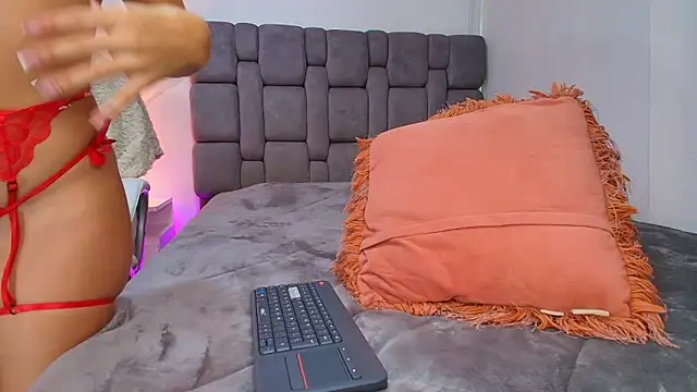 MariianaGomez online show from January 2025 02:04:01 PM