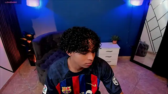 Noah Smith04 online show from December 2025 02:54:01 PM