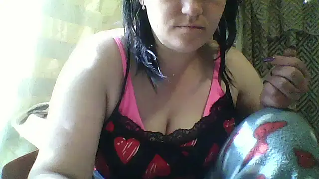 HollyLaBerry online show from May 2026 07:05:02 AM
