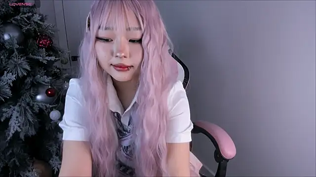 Snapshot of hee_young11 chatting on December 2024 05:55:02 AM hee young11 online show from December 2024 05:55:02 AM