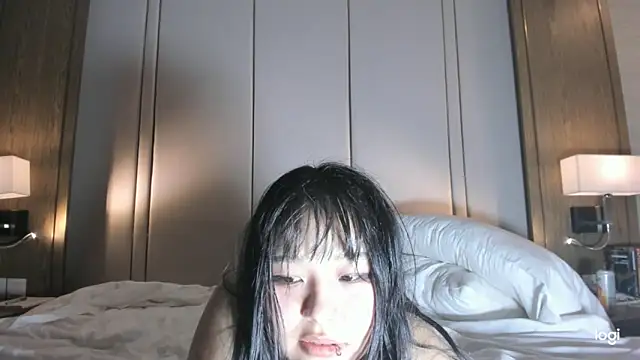 Snapshot of hee_young11 chatting on March 2025 08:19:01 PM hee young11 online show from March 2025 08:19:01 PM