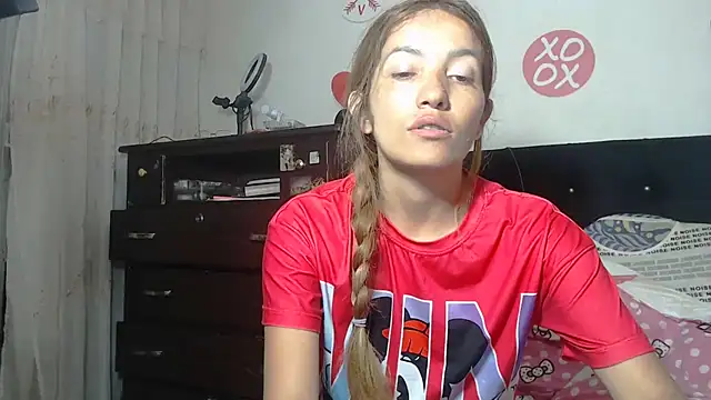 valerivegass online show from April 2026 06:30:01 PM