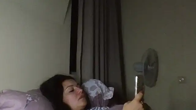 Linusya online show from October 2025 05:33:01 PM