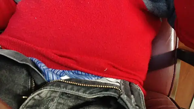 smoothandtiny online show from March 2025 05:23:02 PM