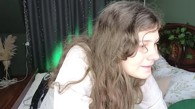 Charlotte wow online show from December 2025 08:28:02 PM