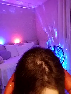 Luna Kitanna online show from January 2025 09:18:01 PM