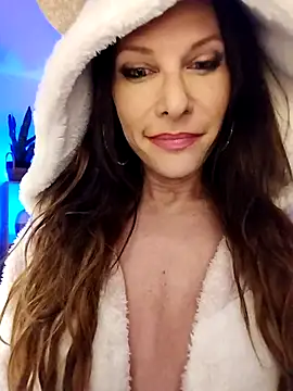 Luna Kitanna online show from March 2025 10:05:02 PM