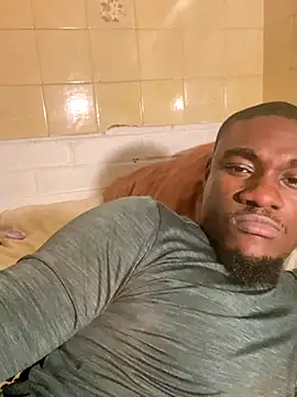 Pinepool21 online show from October 2025 04:37:01 PM