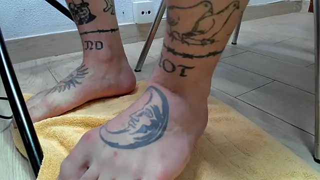 layneinchains online show from April 2026 03:55:02 PM