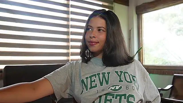 Kozzy  online show from March 2025 08:50:02 PM