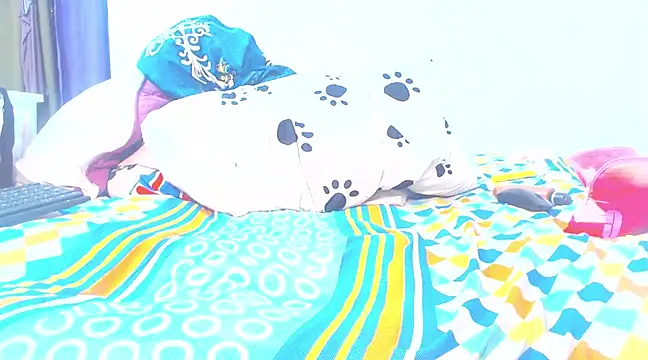 I AM JULIETA SQUIRTS online show from March 2025 04:28:01 AM