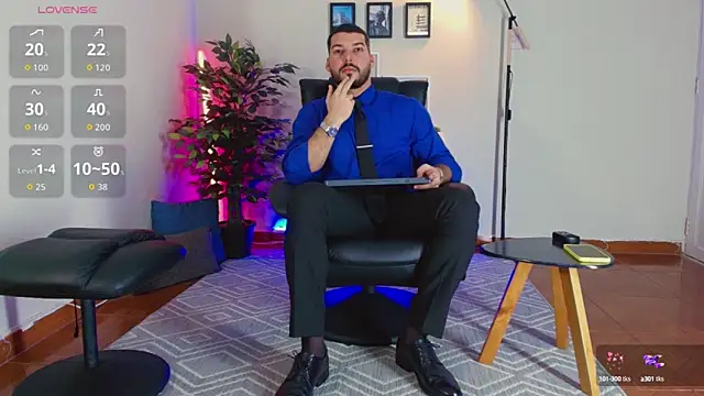 HenryBenso online show from October 2025 05:43:02 PM