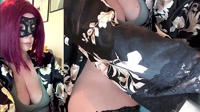 Snapshot of la_petite_prunette69 chatting on February 2025 03:49:01 PM la petite prunette69 online show from February 2025 03:49:01 PM