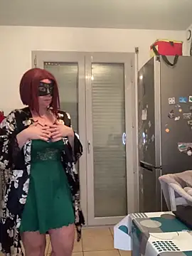 Snapshot of la_petite_prunette69 chatting on March 2025 05:43:02 AM la petite prunette69 online show from March 2025 05:43:02 AM