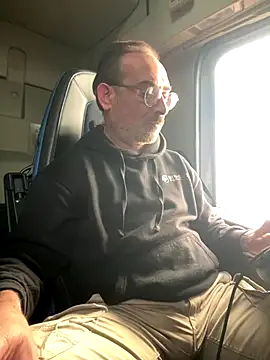 dzhakar online show from December 2025 12:00:02 PM