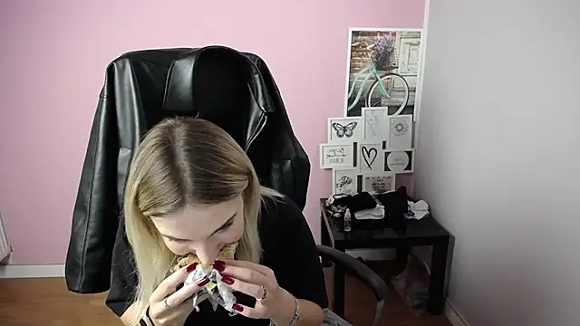 viktoria lovely online show from October 2025 09:31:01 AM