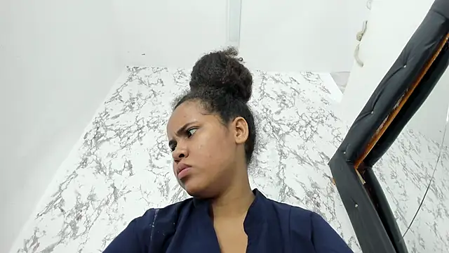 makena18 online show from October 2025 01:58:01 PM