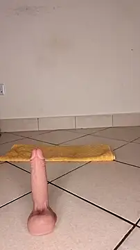 Perqueen online show from November 2025 11:43:02 AM