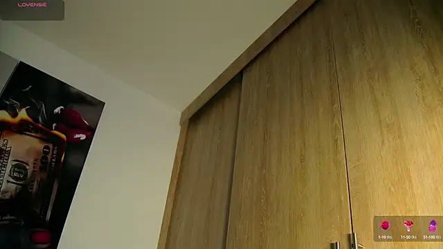 Snapshot of aidaadams chatting on September 2025 09:44:01 AM aidaadams online show from September 2025 09:44:01 AM