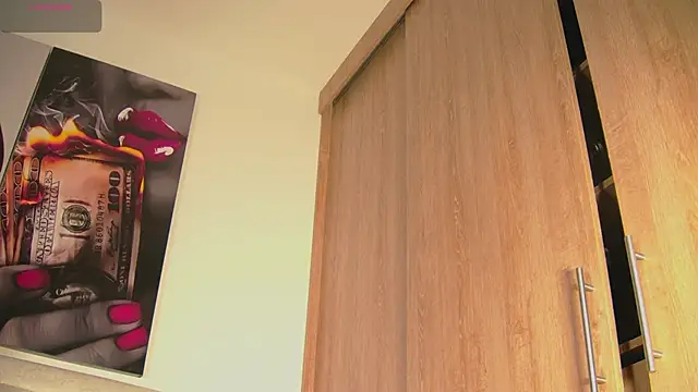 Snapshot of aidaadams chatting on October 2025 11:28:02 AM aidaadams online show from October 2025 11:28:02 AM