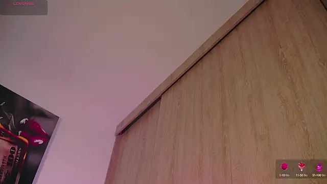 Snapshot of aidaadams chatting on October 2025 11:21:02 AM aidaadams online show from October 2025 11:21:02 AM