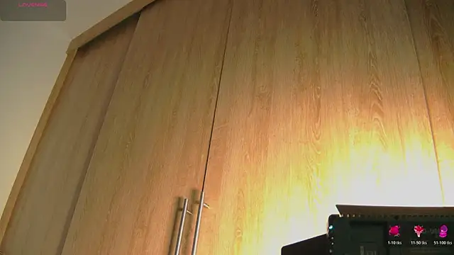 Snapshot of aidaadams chatting on October 2025 11:11:01 AM aidaadams online show from October 2025 11:11:01 AM